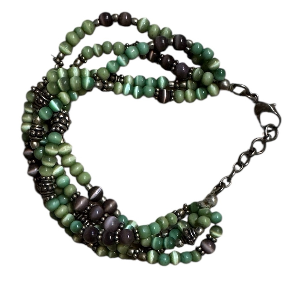 Elegant Green and Black Beaded Necklace